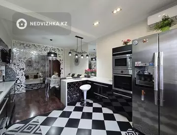 108 м², 2-комнатная квартира, этаж 9 из 12, 108 м², изображение - 8