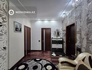 2-комнатная квартира, этаж 9 из 12, 108 м²