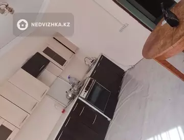 3-комнатная часть дома, 2 соток, 75 м²