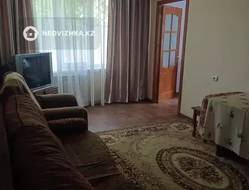 2-комнатная квартира, этаж 1 из 4, 41 м², на длительный срок