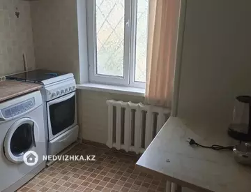 2-комнатная квартира, этаж 1 из 4, 41 м², на длительный срок