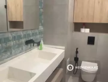 3-комнатная квартира, этаж 5 из 17, 60 м²