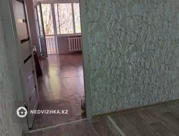 2-комнатная квартира, этаж 3 из 5, 43 м²