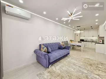2-комнатная квартира, этаж 15 из 18, 52 м², на длительный срок