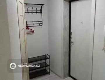 1-комнатная квартира, этаж 4 из 5, 35 м², на длительный срок