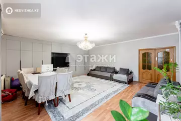 3-комнатная квартира, этаж 8 из 9, 150 м²