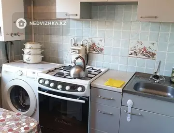 2-комнатная квартира, этаж 3 из 5, 42 м²