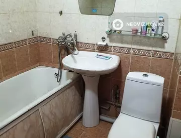 2-комнатная квартира, этаж 3 из 5, 42 м²