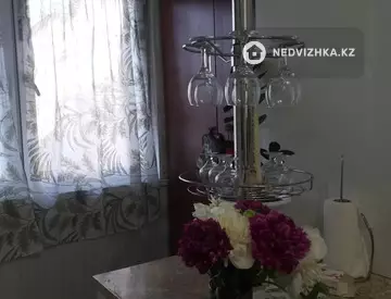 3-комнатная квартира, этаж 3 из 5, 70 м²