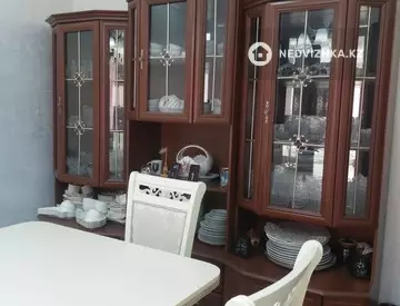 3-комнатная квартира, этаж 3 из 5, 70 м²