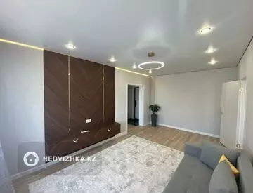 2-комнатная квартира, этаж 10 из 14, 53 м²
