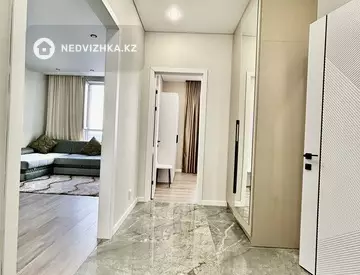 2-комнатная квартира, этаж 13 из 15, 44 м²
