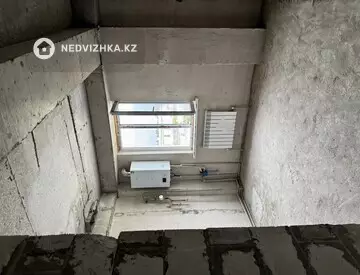 1-комнатная квартира, этаж 3 из 3, 39 м²