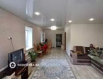 2-комнатный дом, 6 соток, 57 м²