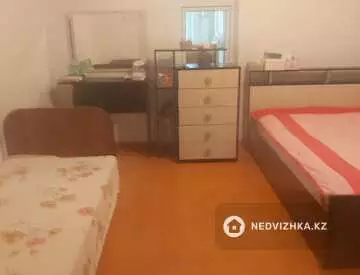 4-комнатный дом, 5 соток, 68 м²