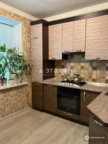 2-комнатная квартира, этаж 1 из 3, 52 м²