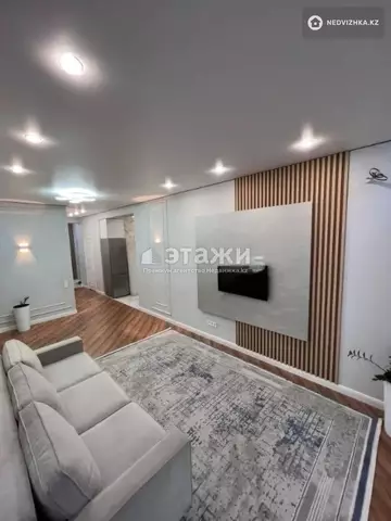 3-комнатная квартира, этаж 8 из 18, 81 м²
