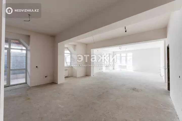 190 м², 4-комнатная квартира, этаж 7 из 7, 190 м², изображение - 1