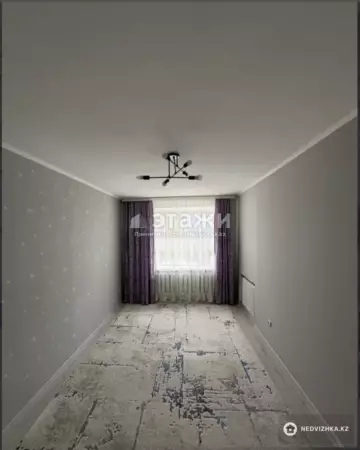 2-комнатная квартира, этаж 4 из 5, 60 м²