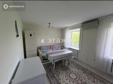 2-комнатная квартира, этаж 4 из 5, 60 м²