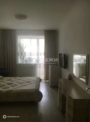 1-комнатная квартира, этаж 4 из 10, 47 м²