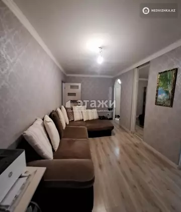 2-комнатная квартира, этаж 4 из 5, 42 м²