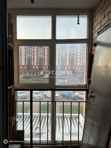2-комнатная квартира, этаж 2 из 12, 59 м²