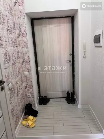2-комнатная квартира, этаж 9 из 10, 34 м²