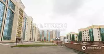4-комнатная квартира, этаж 4 из 10, 154 м²