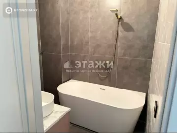 3-комнатная квартира, этаж 10 из 12, 97 м²