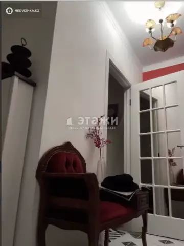 1-комнатная квартира, этаж 11 из 13, 42 м²