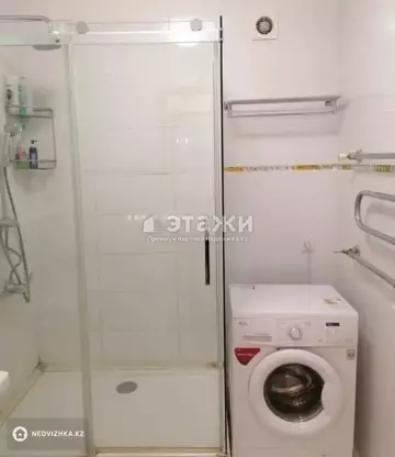 2-комнатная квартира, этаж 4 из 17, 74 м²