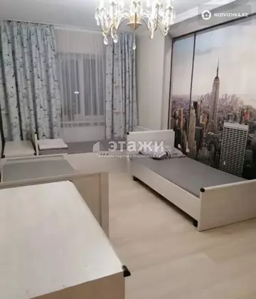 2-комнатная квартира, этаж 4 из 17, 74 м²