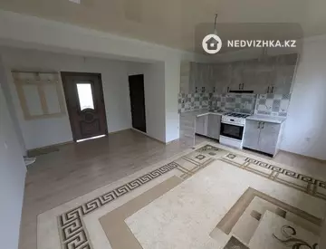 1-комнатная квартира, этаж 1 из 2, 35 м², на длительный срок