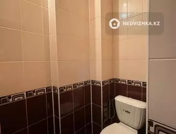 3-комнатная квартира, этаж 4 из 5, 64 м²