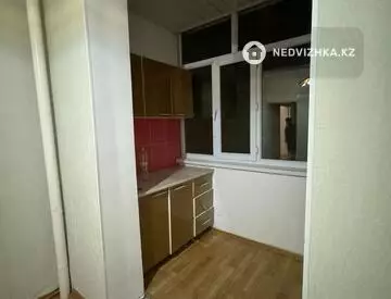 3-комнатная квартира, этаж 4 из 5, 64 м²