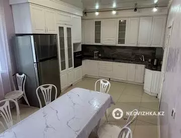 200 м², 5-комнатный дом, 8 соток, 200 м², на длительный срок, изображение - 4