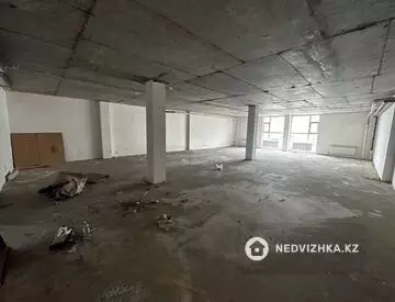 Помещение, этаж 2 из 2, 156 м², на длительный срок