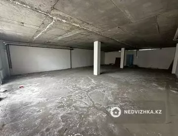 Помещение, этаж 2 из 2, 156 м², на длительный срок