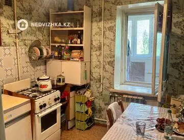 3-комнатная квартира, этаж 2 из 5, 64 м²
