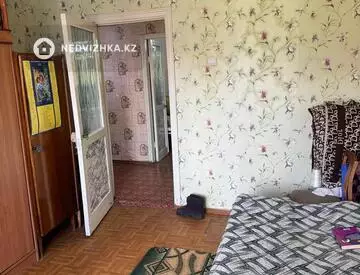 3-комнатная квартира, этаж 2 из 5, 64 м²