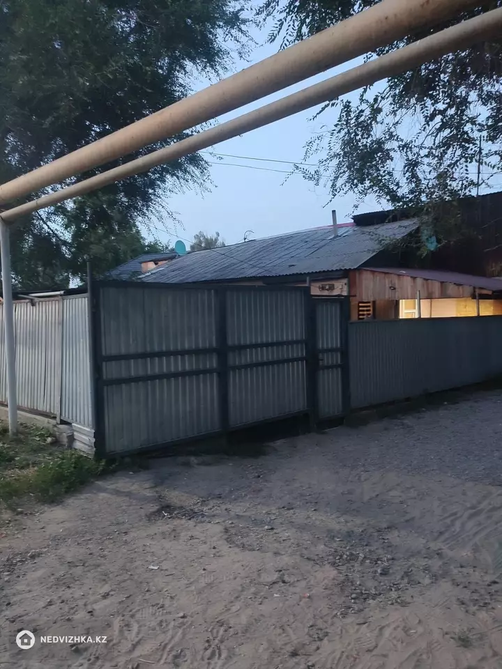 37.8 м², 2-комнатная часть дома, 3 соток, 38 м², изображение - 1