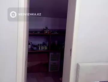 5-комнатная квартира, этаж 5 из 5, 190 м²