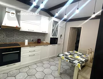 5-комнатная квартира, этаж 5 из 5, 190 м²
