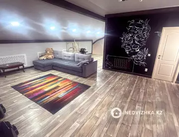 5-комнатная квартира, этаж 5 из 5, 190 м²