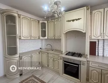 3-комнатная квартира, этаж 9 из 9, 69 м²