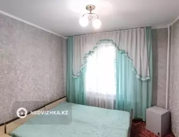 2-комнатная квартира, этаж 2 из 4, 47 м², на длительный срок