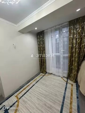 2-комнатная квартира, этаж 4 из 6, 50 м²