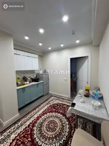 2-комнатная квартира, этаж 4 из 6, 50 м²
