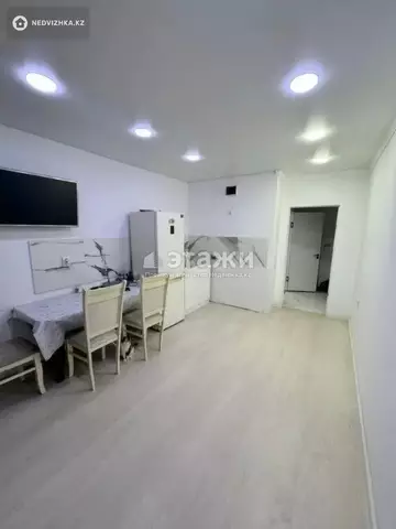 2-комнатная квартира, этаж 10 из 10, 60 м²